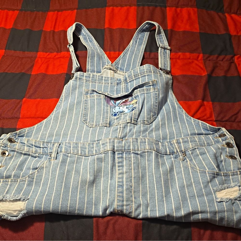 Disney Stitch Womens 2XL Blue/White Striped Denim Shortalls Embroidered Pockets